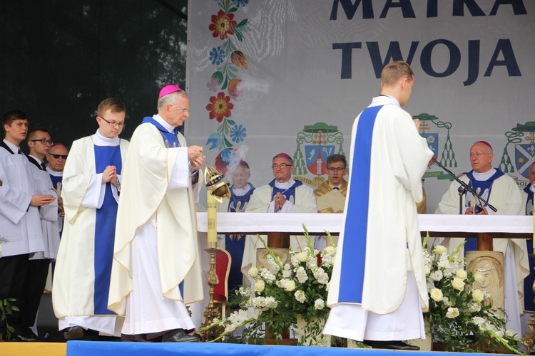 Pożegnanie ikony MB Częstochowskiej w diecezji łowickiej cz. I