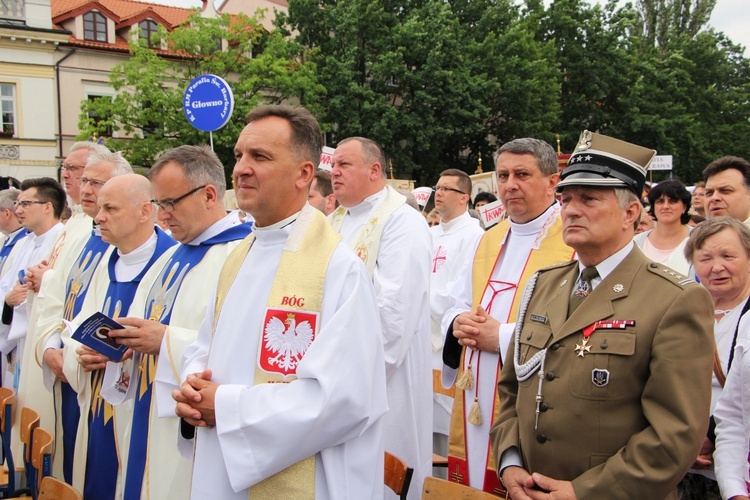 Pożegnanie ikony MB Częstochowskiej w diecezji łowickiej cz. I