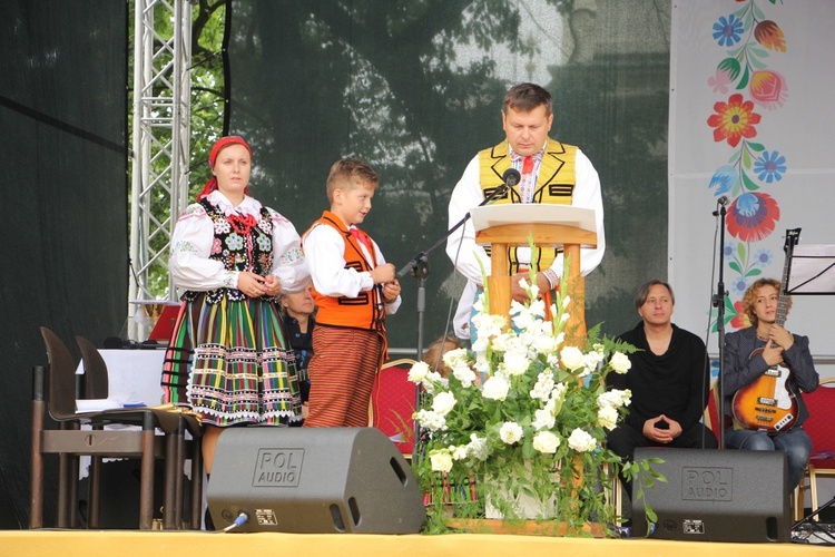 Pożegnanie ikony MB Częstochowskiej w diecezji łowickiej cz. I