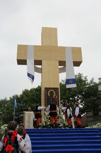 Pożegnanie ikony MB Częstochowskiej w diecezji łowickiej cz. I