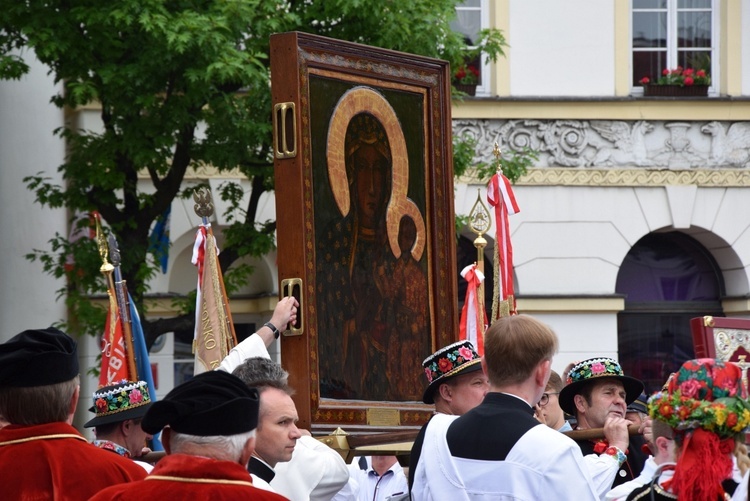 Pożegnanie ikony MB Częstochowskiej w diecezji łowickiej cz. II