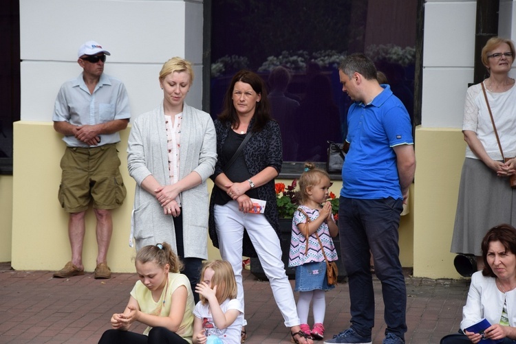 Pożegnanie ikony MB Częstochowskiej w diecezji łowickiej cz. II