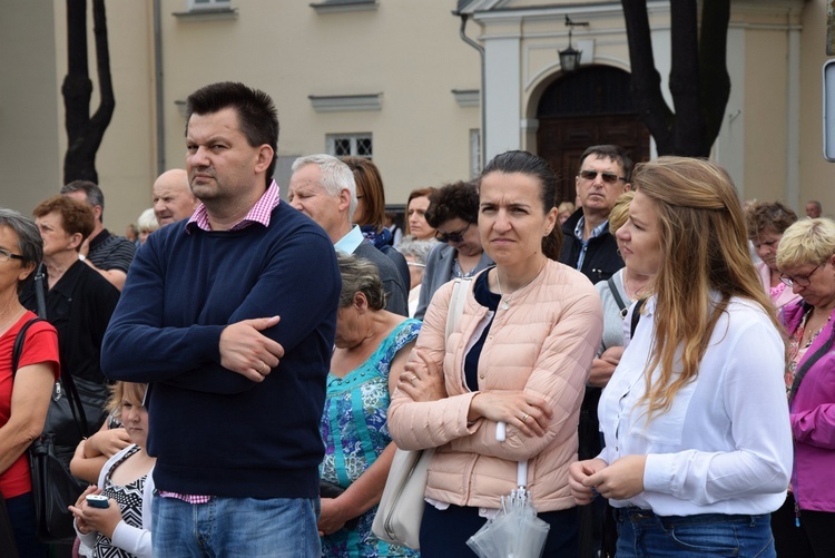 Pożegnanie ikony MB Częstochowskiej w diecezji łowickiej cz. II