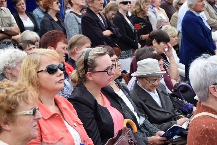 Pożegnanie ikony MB Częstochowskiej w diecezji łowickiej cz. II