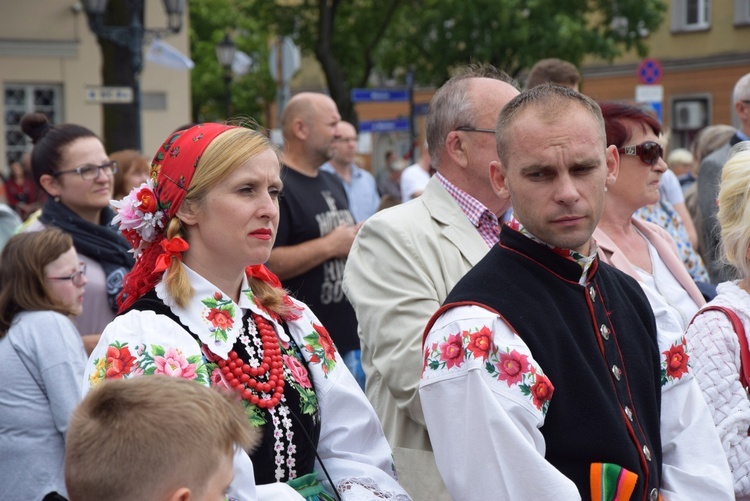 Pożegnanie ikony MB Częstochowskiej w diecezji łowickiej cz. II