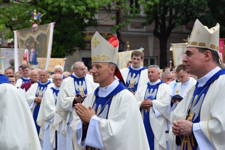 Pożegnanie ikony MB Częstochowskiej w diecezji łowickiej cz. II