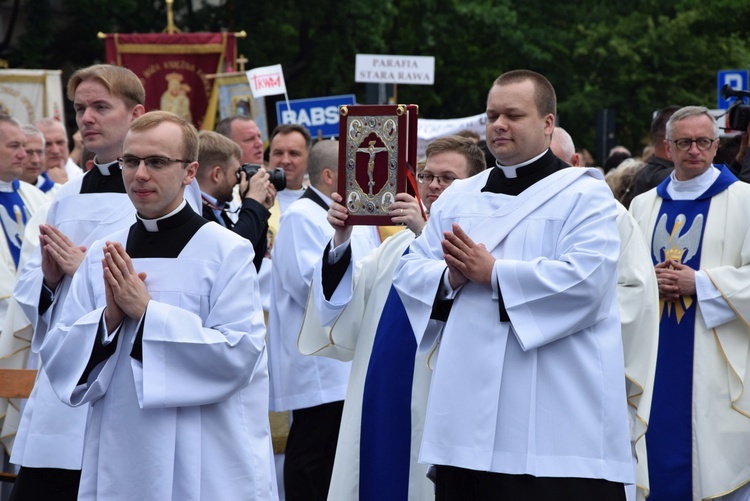 Pożegnanie ikony MB Częstochowskiej w diecezji łowickiej cz. II