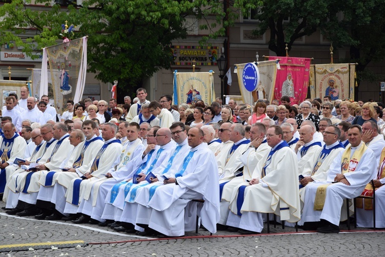 Pożegnanie ikony MB Częstochowskiej w diecezji łowickiej cz. II