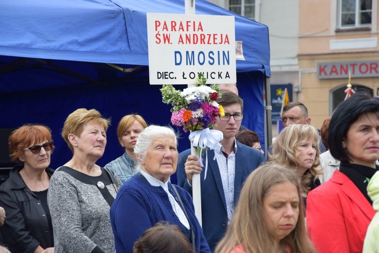 Pożegnanie ikony MB Częstochowskiej w diecezji łowickiej cz. II