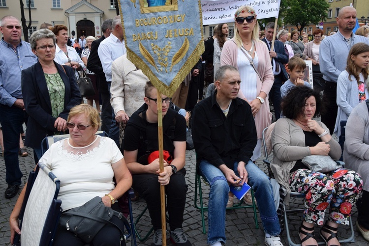 Pożegnanie ikony MB Częstochowskiej w diecezji łowickiej cz. II