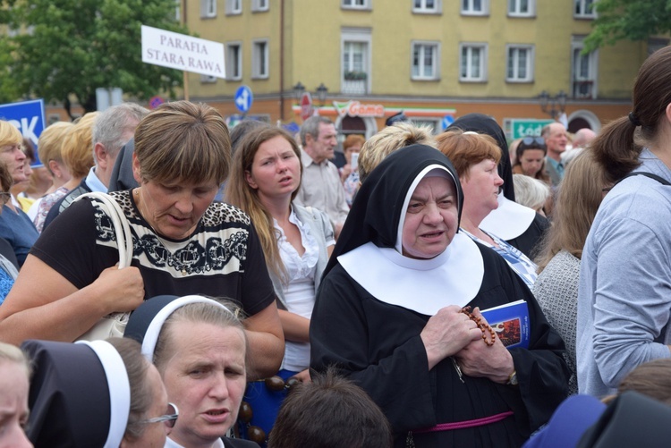 Pożegnanie ikony MB Częstochowskiej w diecezji łowickiej cz. II