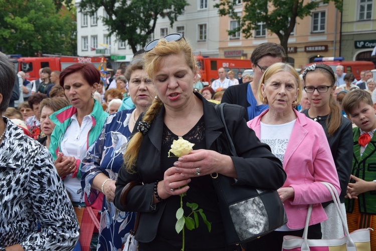 Pożegnanie ikony MB Częstochowskiej w diecezji łowickiej cz. II