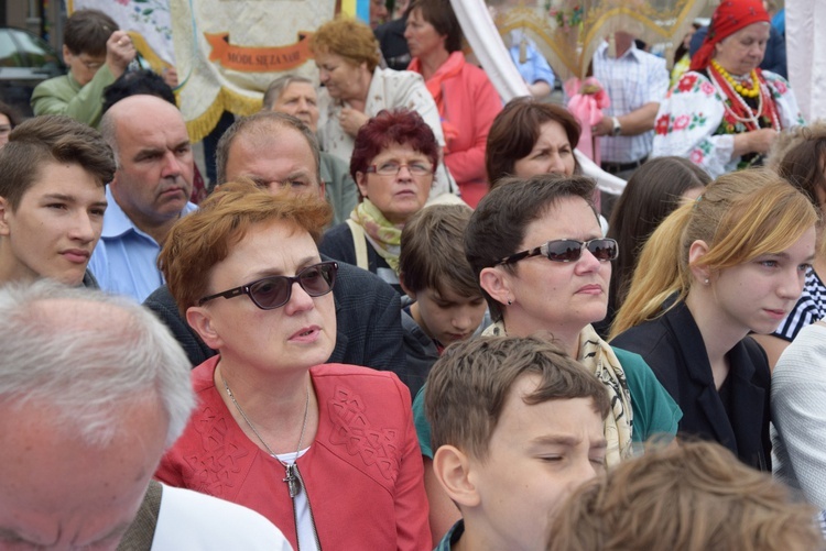 Pożegnanie ikony MB Częstochowskiej w diecezji łowickiej cz. II