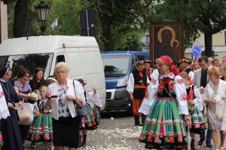 Pożegnanie ikony MB Częstochowskiej w diecezji łowickiej cz. III