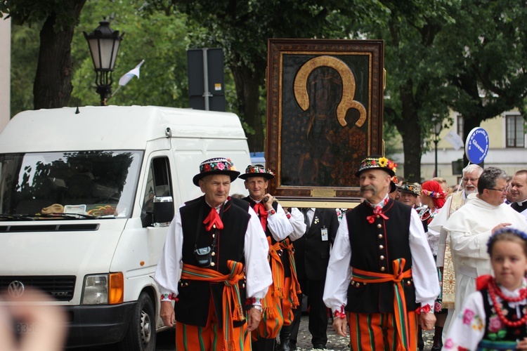 Pożegnanie ikony MB Częstochowskiej w diecezji łowickiej cz. III