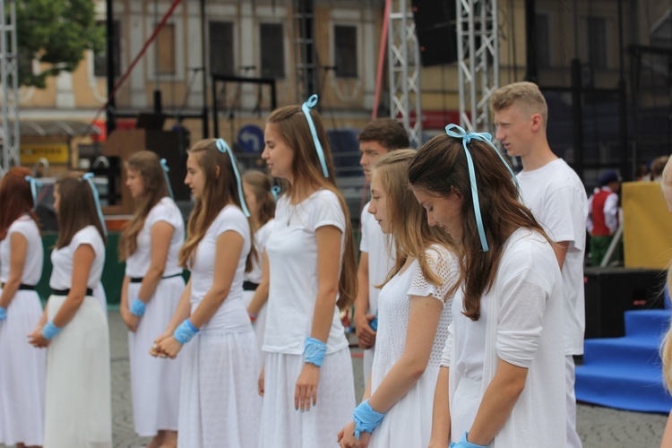 Pożegnanie ikony MB Częstochowskiej w diecezji łowickiej cz. III