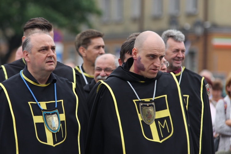 Pożegnanie ikony MB Częstochowskiej w diecezji łowickiej cz. III