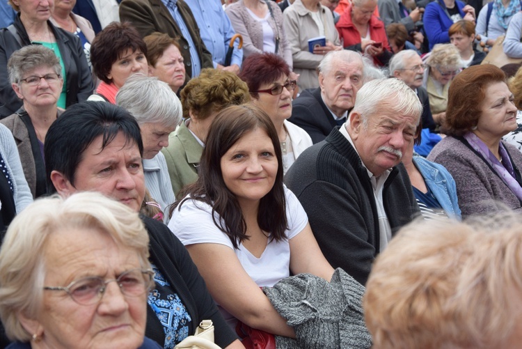 Pożegnanie ikony MB Częstochowskiej w diecezji łowickiej cz. II