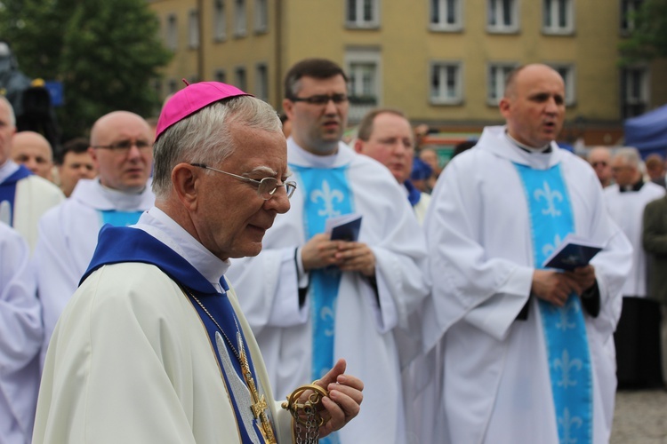 Pożegnanie ikony MB Częstochowskiej w diecezji łowickiej cz. III