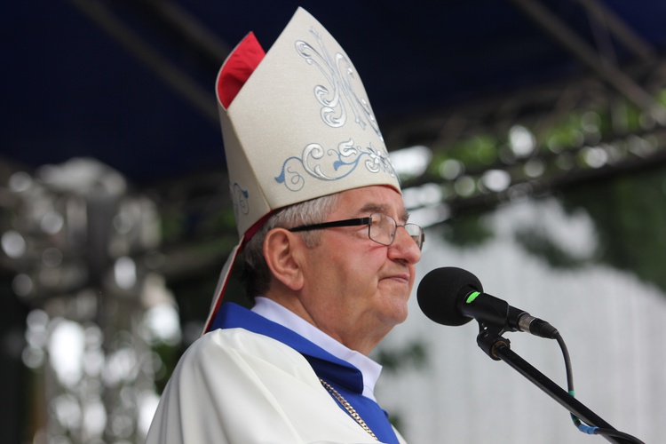 Pożegnanie ikony MB Częstochowskiej w diecezji łowickiej cz. III