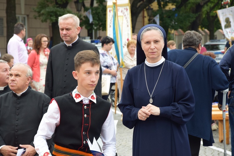 Pożegnanie ikony MB Częstochowskiej w diecezji łowickiej cz. II