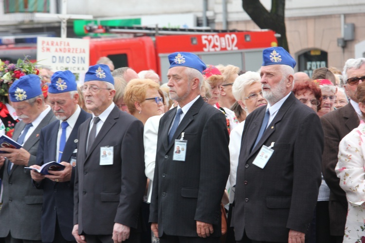 Pożegnanie ikony MB Częstochowskiej w diecezji łowickiej cz. III