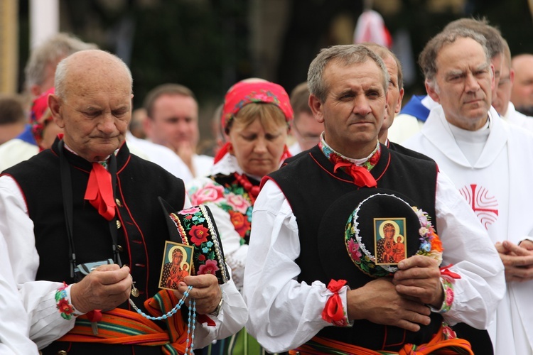 Pożegnanie ikony MB Częstochowskiej w diecezji łowickiej cz. III