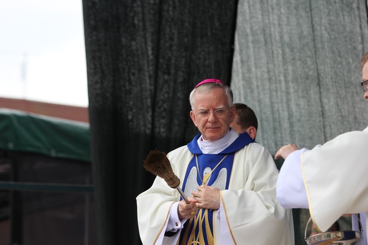 Pożegnanie ikony MB Częstochowskiej w diecezji łowickiej cz. III