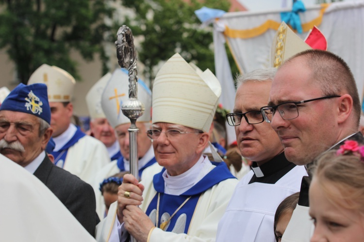 Pożegnanie ikony MB Częstochowskiej w diecezji łowickiej cz. III