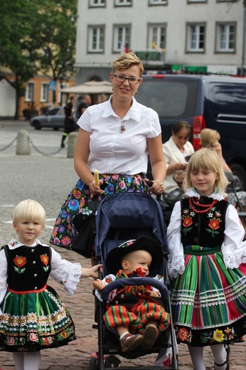 Pożegnanie ikony MB Częstochowskiej w diecezji łowickiej cz. III