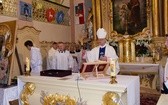 Korony dla Matki Bożej w Sadłowie