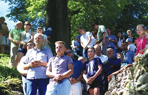 Uczestnicy męskiego spotkania na Górze  św. Anny.