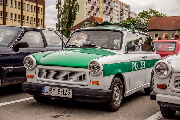 VI Olsztyński Zlot Miłośników Pojazdów PRL