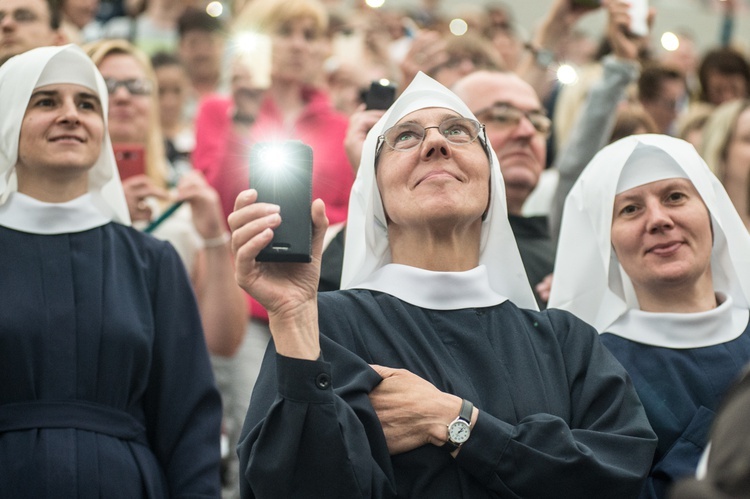 Jezus na Stadionie - cz. 4