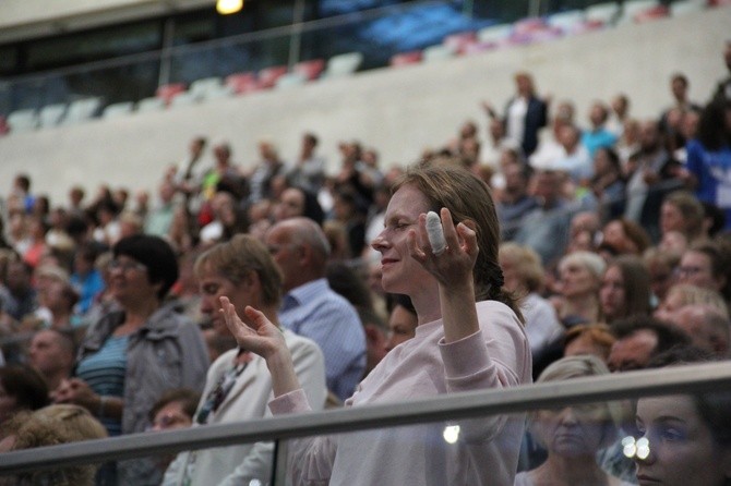 Jezus na Stadionie cz. 4