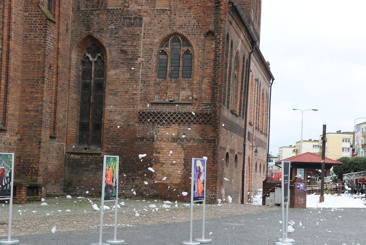 Akcja gaśnicza w katedrze