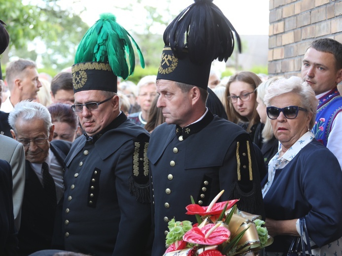 Ostatnie pożegnanie śp. ks. kan. Franciszka Janczego