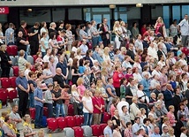 ▲	Rekolekcje odbyły się 1 lipca na Stadionie Narodowym w Warszawie. 
