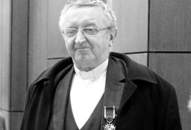 Śp. ks. kan. Franciszek Janczy