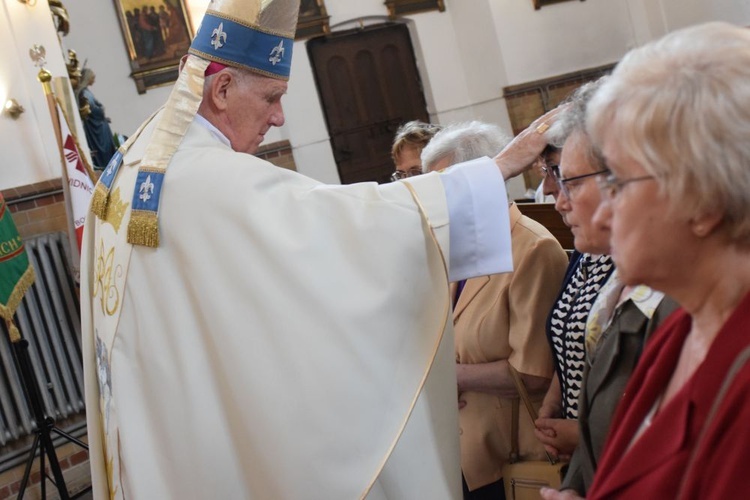 Matka Boża Fatimska w Caritas