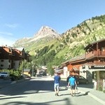 Biało-czerwoni w Val d'Isere - malowniczej dolinie w sercu Alp