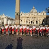 Pielgrzymów rowerowych z Chełma i Puław pozdrowił sam papież Franciszek