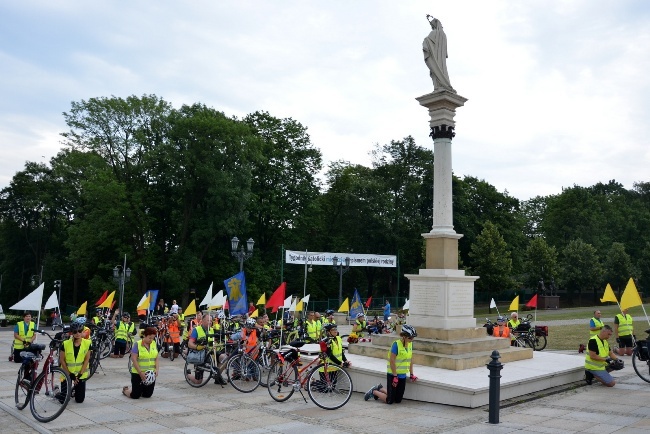 Rowerowa pielgrzymka z Radomia na Jasną Górę