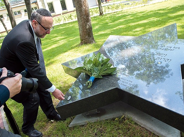 Jedynym śladem w Pile po żydowskiej społeczności jest pomnik w miejscu zrównanego z ziemią kirkutu. 