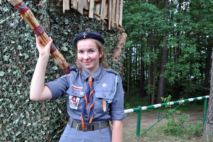 Harcerze z ZHR na obozie koło Drawska Pomorskiego