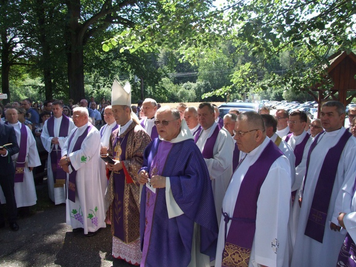 Uroczystości żałobne w Gosprzydowej