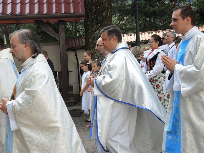 Odpust w Rychwałdzie z monstrancją fatimską