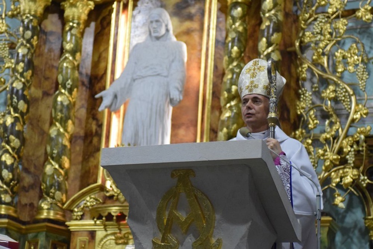 20-lecia parafii pw. Najświętszego Zbawiciela i Matki Bożej z Góry Karmel w Strzegomiu.