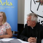 Katarzyna Pastuszko i ks. Andrzej Tuszyński opowiadają o Eurodesku