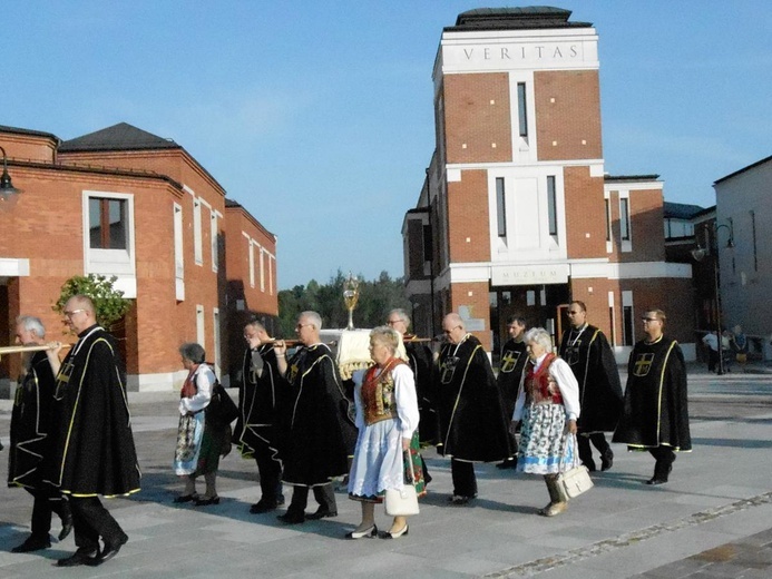 Procesja Światła na Białych Morzach